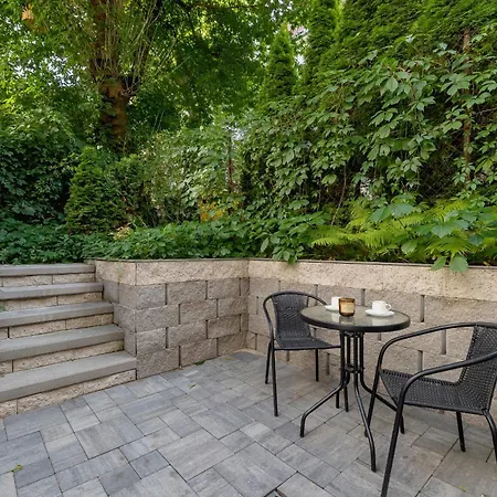 Moniuszki In Cracow By Renters * קרקוב